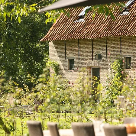 Semesterbostad Rural In Former Stables Beernem